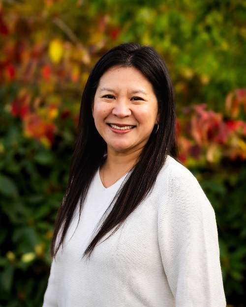 Lois Yue Stolee, PsyD